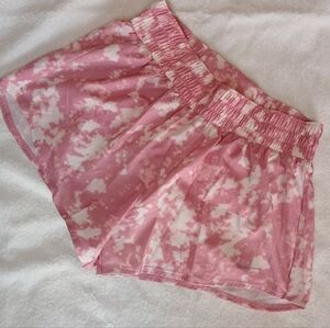Nike Women's One Dri-FIT‎ Mid-Rise 3" Brief-Lined Printed Shorts PINK